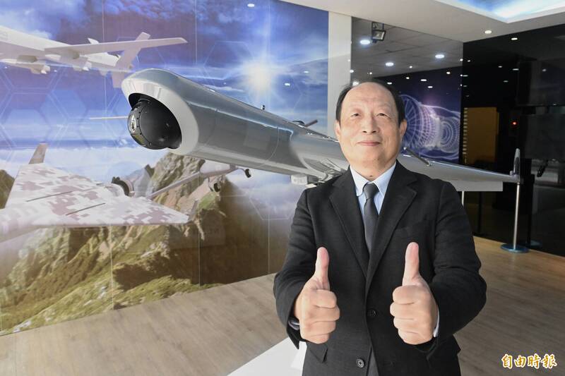 「劍翔」無人機換個尋標器就不一樣了 催生「勁蜂二型」性能大解放