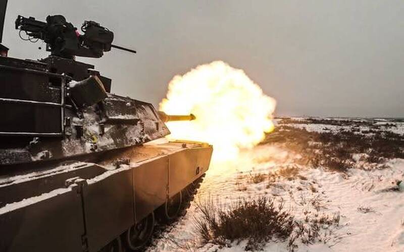 波蘭接裝M1A2SEPv3戰車 首次實彈射擊就跟美軍聯合訓練