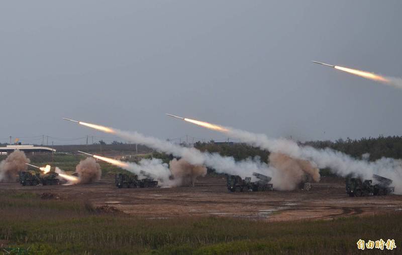 補強火力空隙  軍方規劃量產「雷昇」火箭彈  列1.25兆軍購特別預算