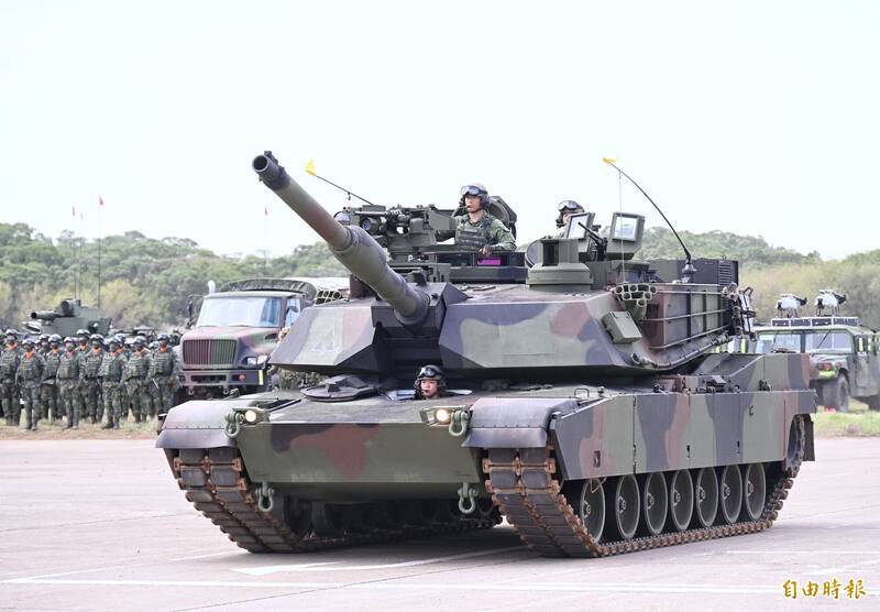 末批28輛M1A2T戰車4月運抵台灣   第2支M1戰車營5月成軍