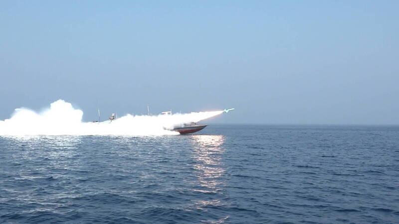 伊朗軍事系統解析！「親兵」伊斯蘭革命衛隊挾大量飛彈、無人機