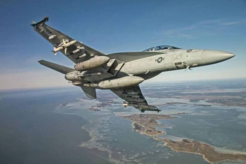 美陸戰隊F/A-18「大黃蜂」2030將退役 由420架F-35取代