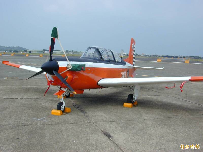 T-34墜毀2名殉職中校是資深飛官 皆擁有2100小時以上飛行時數