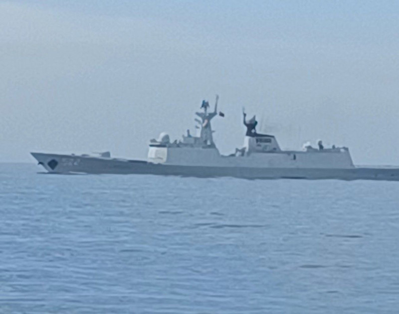 中國軍艦擦身過 澎湖漁船花嶼西海峽中線「直擊」中國軍艦
