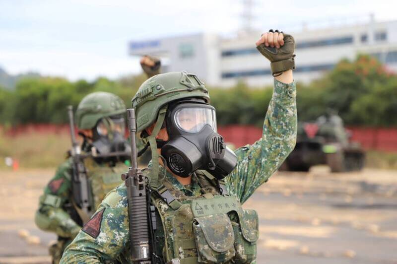 更強、更輕又更好穿！國軍砸20.7億採購近13萬具T3-102防護面具