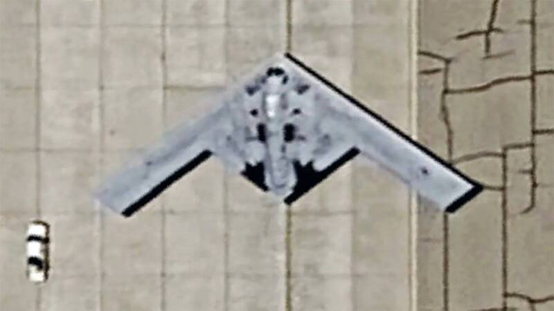 B-21轟炸機真實翼展衛星照曝光！打破「迷你」傳言 僅比B-2縮小12％