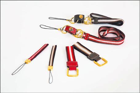 【時尚大道】女人講電話  美得冒泡