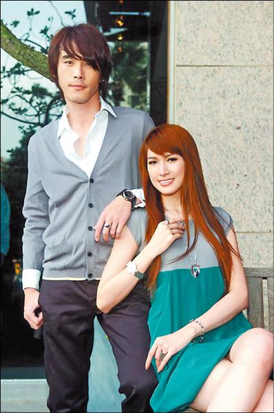 【流行消費】春夏平價新錶到   極簡復古高科技