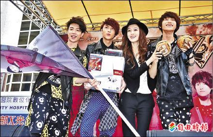 JPM痴纏黑人打整晚 范范不用做人