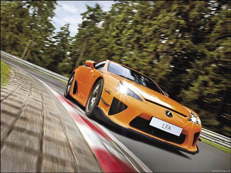 【流行消費】《動力特區》性能勁車 先睹為快