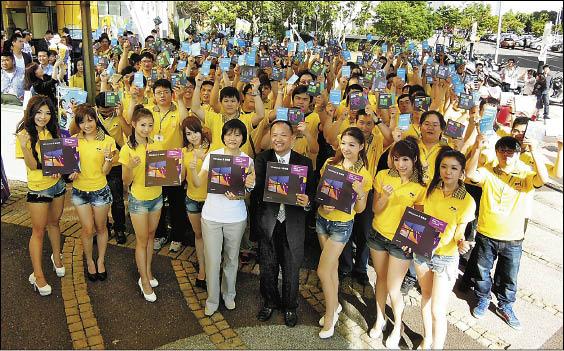 【流行消費】Win 8上市 啟動優惠 動態磚轉動新視界