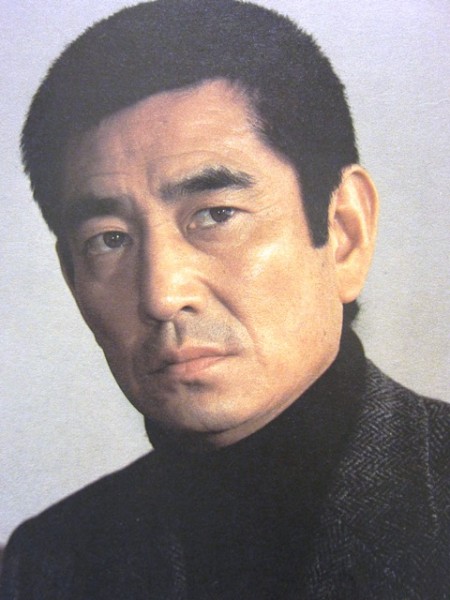 高倉健低調不願勞師動眾 親友謹遵遺願密葬
