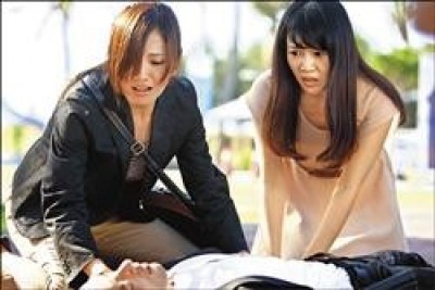 潘柏希地咚被美女摸 爽爽賺