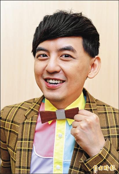 佼佼楊千霈絕妙師徒 老木帶上台拚口技