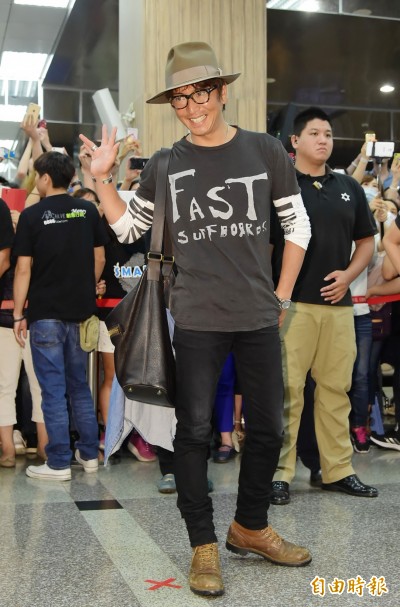 台版木村嫂學著 擒下大神的絕招是.......