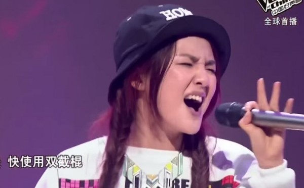 嘻哈女飆唱《雙截棍》 周董誇：唱得比我好多了