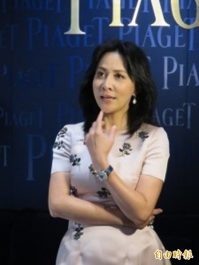 劉嘉玲戴百萬名錶現身亞洲錶展