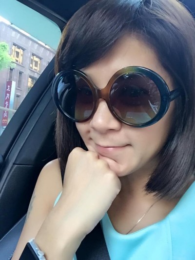 袁惟仁女兒被嗆炫富 老婆怒譙「草泥馬」