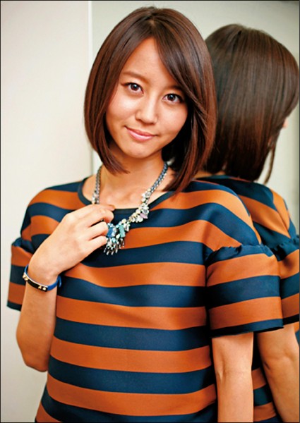 堀北樂當人妻 緩拒上億代言費