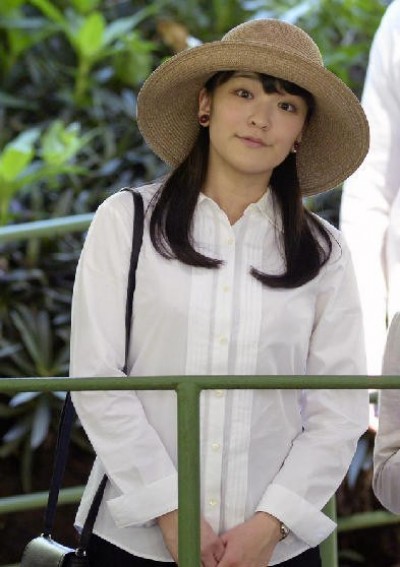 真子公主學成歸國 上工傳時薪2500元