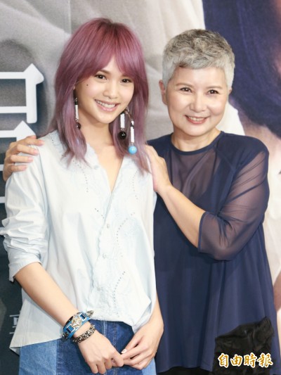 （影音）楊丞琳處女秀 李榮浩看了這麼說...
