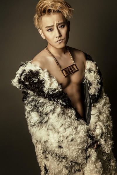 粉絲闖入家中泡澡 男星崩潰抓狂