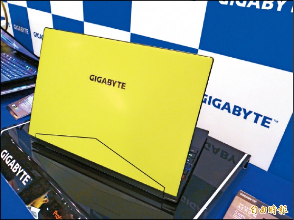 【流行消費】技嘉輕巧電競筆電 5公厘最窄邊框