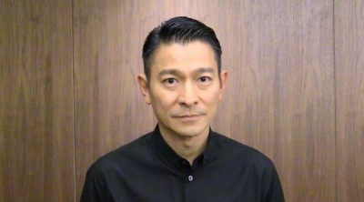 華仔淚謝愛妻 女兒餵水擦腳洋蔥住院