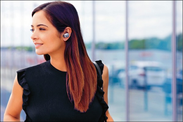 【流行消費】真無線耳機大廠續跟風 門檻降低(免2千)