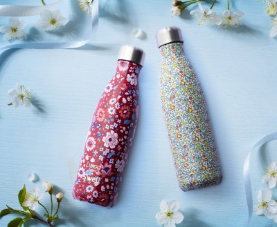 小碎花控請進 星巴克與倫敦名牌推冬日限定小物