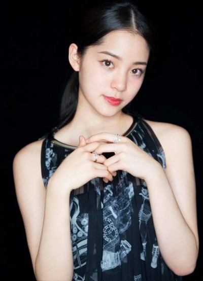 歐陽娜娜首吐真心話 棄學從藝「不關你事」