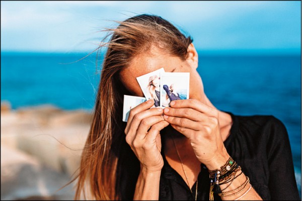 【流行消費】【文青當道】 實體照片風潮回歸 小型相印機竄紅