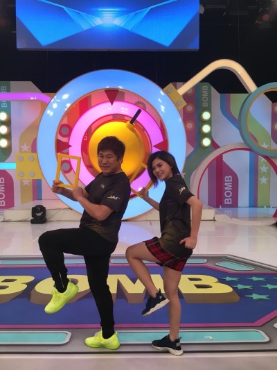 胡瓜路跑丁柔安陪   笑喊「送醫院比較快」