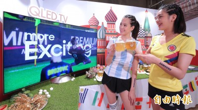 2018世足賽來金色三麥狂歡！三星高畫質大電視帶回家