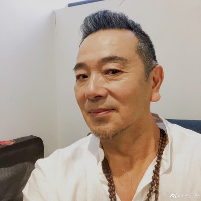 62歲張晨光離奇暴瘦 心慌認了「身體有點狀況」