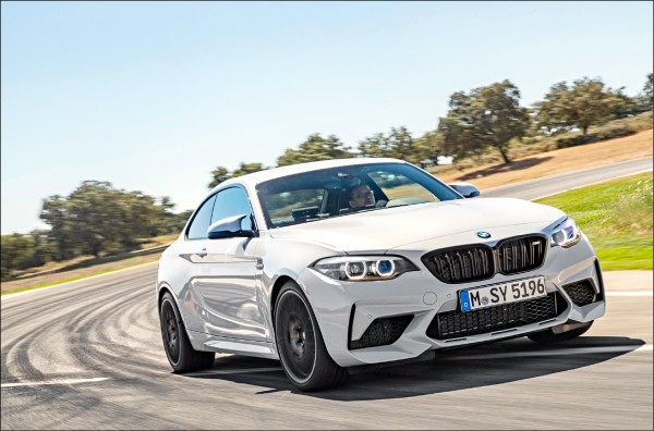 【流行消費】BMW M2 Competition Ascari賽道 頭文字D體驗