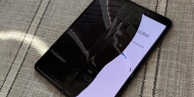 再次挫敗!三星6萬摺疊機Galaxy Fold螢幕傳災情 上市確定延期 再次挫敗!三星6萬摺疊機Galaxy Fold螢幕傳災情 上市確定延期