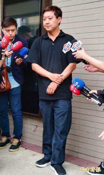 馬如龍兒哽咽曝「爸爸最放心不下沛小嵐」 全家9子女齊守靈堂
