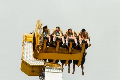 放暑假囉～ 主題樂園清涼暢玩去！