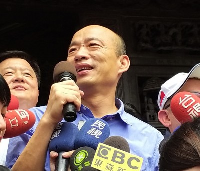 名嘴籲國民黨 「不可能贏的人,還要忍他多久?」 名嘴籲國民黨 「不可能贏的人,還要忍他多久?」