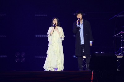 白安驚嘆阿信寫出「這首歌」 限定演唱會全場擠爆