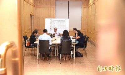 【自由副刊.第十五屆林榮三文學獎.短篇小說獎決審簡介】 【自由副刊.第十五屆林榮三文學獎.短篇小說獎決審簡介】
