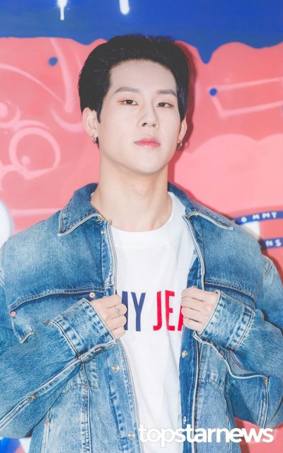 行程太滿未休息!MONSTA X 周憲出現暈眩症 粉絲擔憂