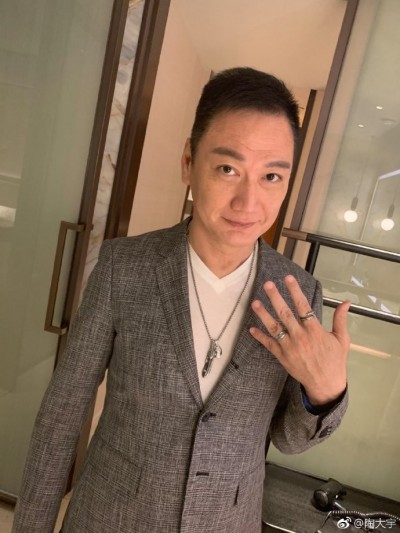 曾偷吃還戲稱小三是「淫花」 世紀渣男傳出再婚 曾偷吃還戲稱小三是「淫花」 世紀渣男傳出再婚
