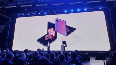 三星4萬元翻蓋摺疊機Z Flip搶先S20開賣 全球最快2／14買得到