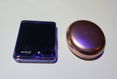 （圖多）搶先實測三星首款翻蓋摺疊機Z Flip 「摺痕」比Fold好很多