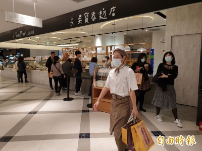 烘焙業「防疫」大作戰 推「免下車交付」服務 烘焙業「防疫」大作戰 推「免下車交付」服務