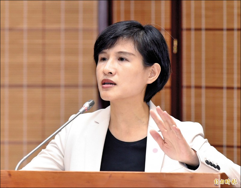 疫情重創 戲院暫不停業 文化部納入藝文紓困2.0