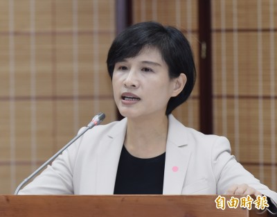 李永得能超越麗君障礙？ 鄭：你看我們陳時中部長