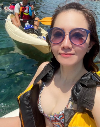 掰了阿翔一年！謝忻解放火辣巨乳 網友看呆：太胸狠